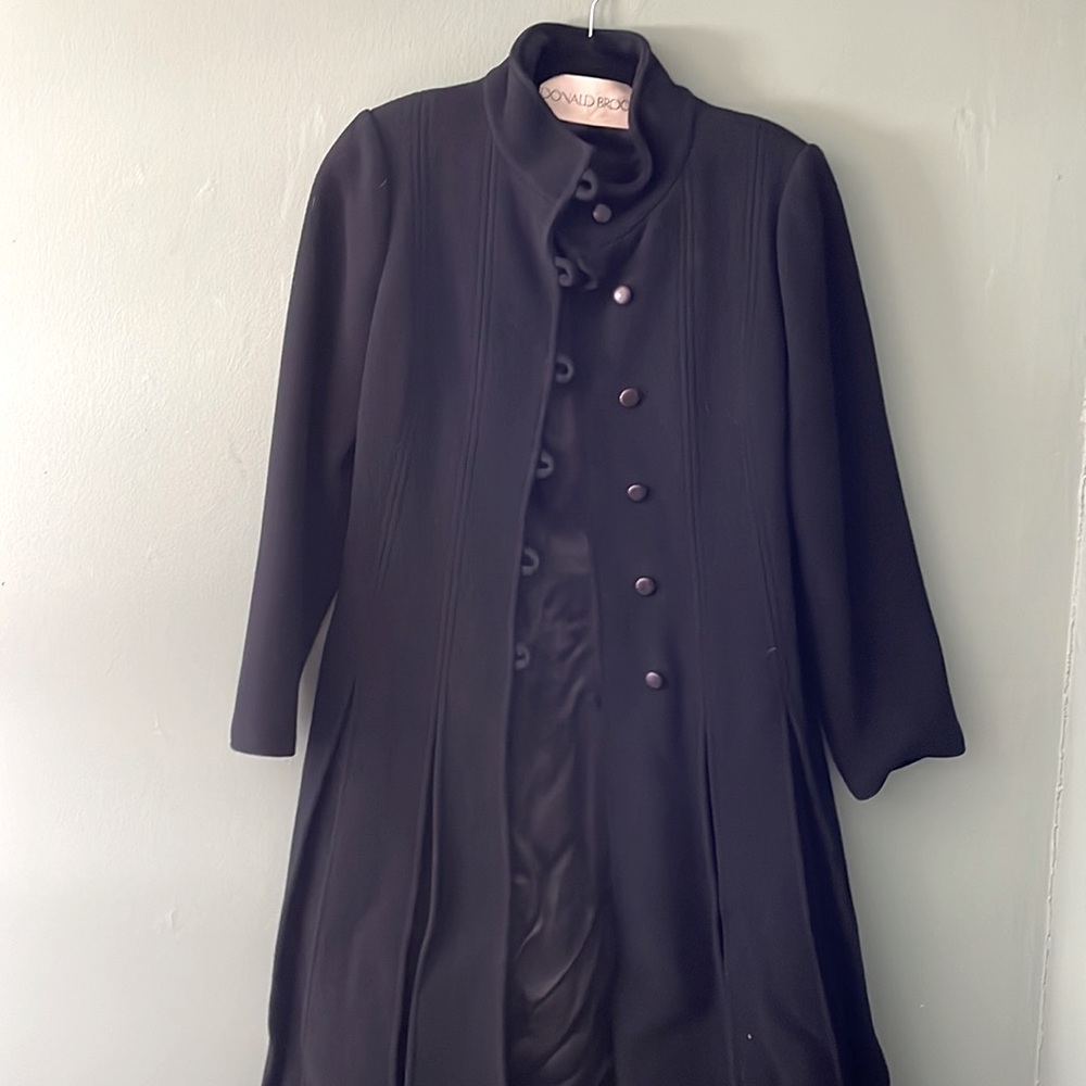 Donald Brooks vintage wool winter coat with pleated bottom EUC